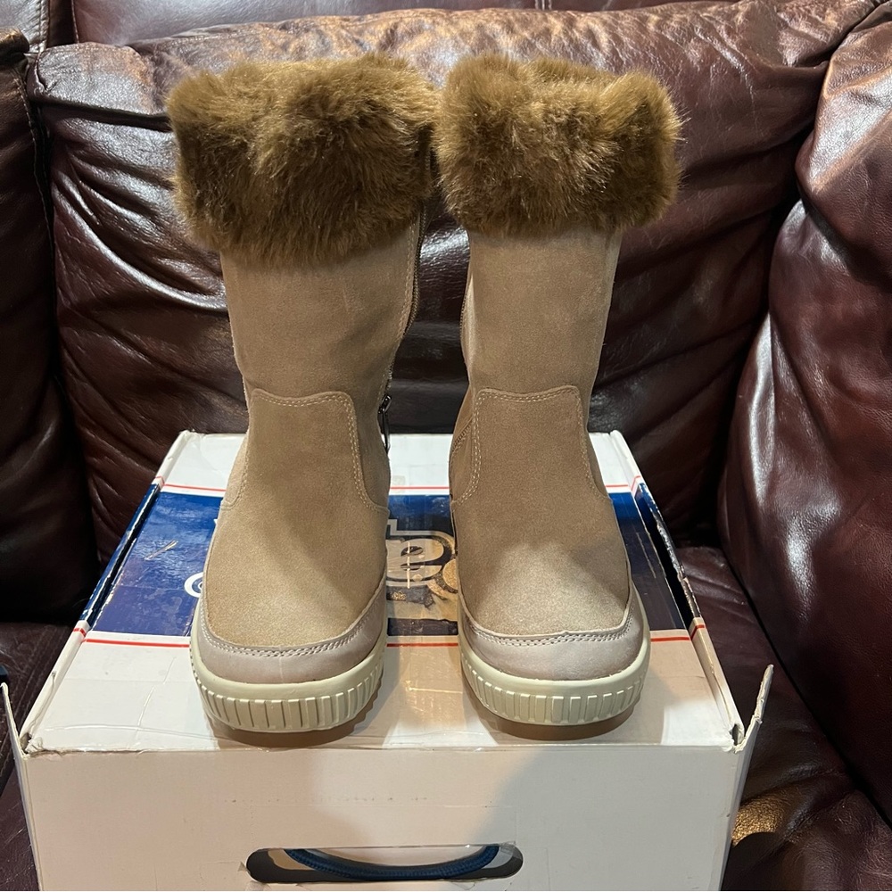 Pajar Boots NWB size 37 - Picture 1 of 8